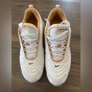 Nike Air Max White & Tan RARE Nike Air Max 720 Pale Vanilla Anthracite Men 14